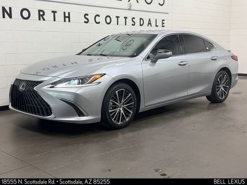 Used 2025 Lexus ES 300h w/ Premium Package FWD image 9
