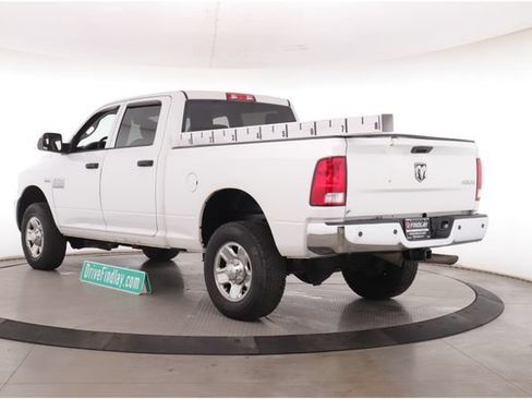 Used 2018 RAM 2500 Tradesman w/ Chrome Appearance Group AWD/4WD image 8