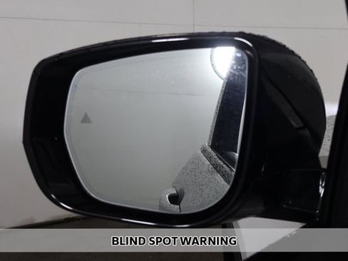 Used 2023 Jeep Grand Cherokee Limited w/ Luxury Tech Group II image 6