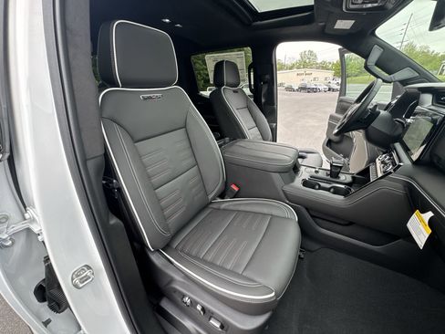 New 2026 GMC Sierra 1500 AT4X AWD/4WD image 26