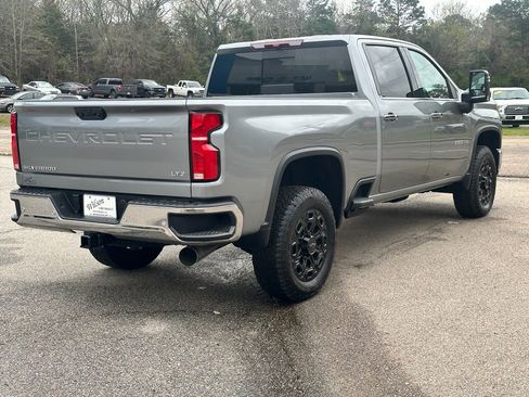 New 2026 Chevrolet Silverado 2500 LTZ w/ LTZ Convenience Package AWD/4WD image 3