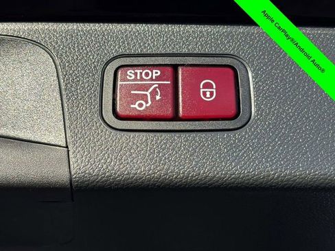 Used 2021 Mercedes-Benz GLC 300 4MATIC image 37