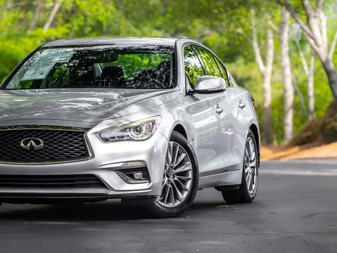 Used 2018 INFINITI Q50 Luxe w/ Essential Package (3.0T Luxe) RWD image 28