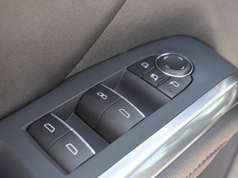 New 2026 Chevrolet Traverse RS w/ LPO, Floor Liner Package AWD/4WD image 13