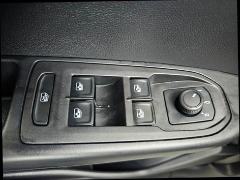 Used 2022 Volkswagen Taos S w/ IQ Drive S Package image 20