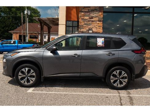 Used 2023 Nissan Rogue SV AWD/4WD image 6