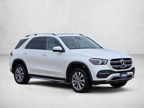 Used 2020 Mercedes-Benz GLE 350 4MATIC image 3