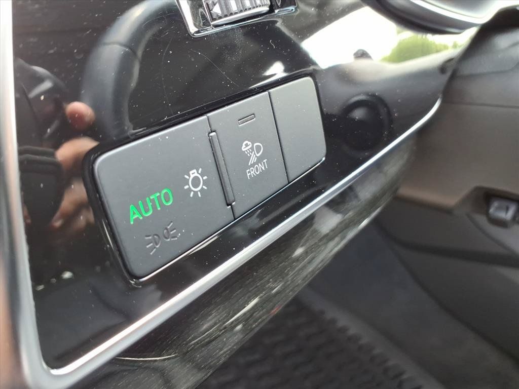 Used 2023 Audi Q7 3.0T Premium Plus AWD/4WD image 23