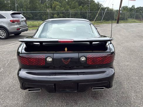 Used 2000 Pontiac Firebird Formula w/ Security Pkg RWD image 21