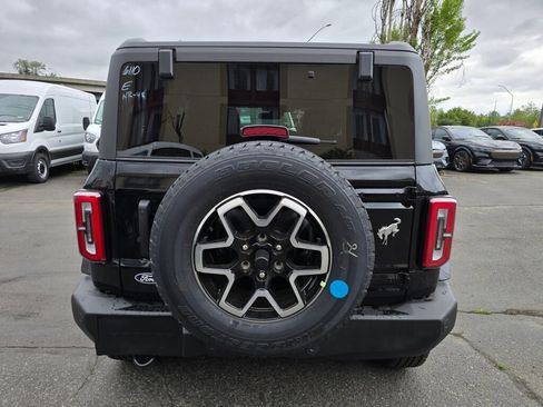 New 2026 Ford Bronco Outer Banks AWD/4WD image 6