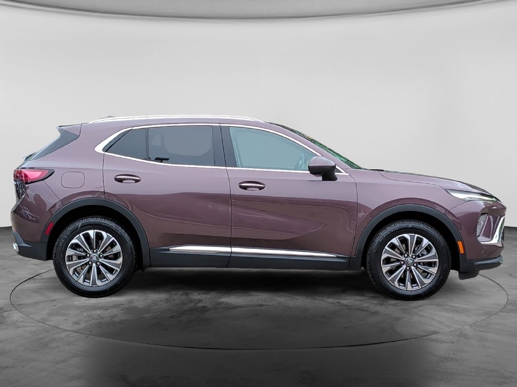 Used 2024 Buick Envision Preferred AWD/4WD image 8