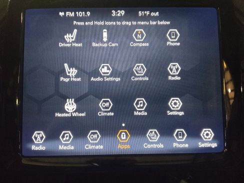 Used 2019 Jeep Cherokee Limited image 25