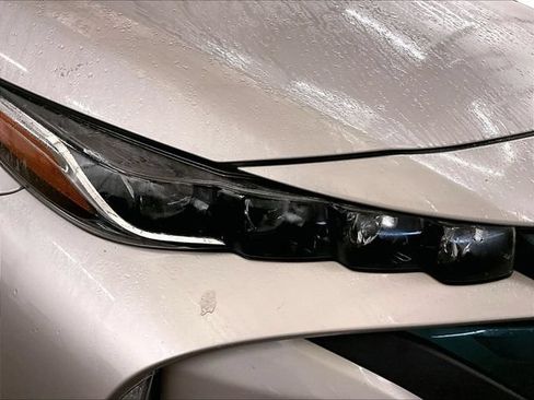 Used 2017 Toyota Prius Prime Plus w/ Carpet Mat Package FWD image 27