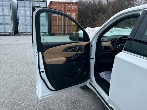 Certified 2023 Chevrolet Traverse Premier image 20