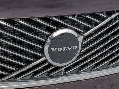 New 2026 Volvo XC90 B5 Core image 11