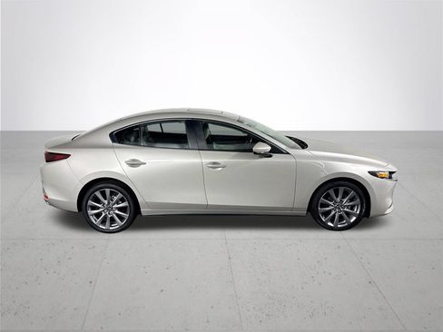 Used 2024 MAZDA MAZDA3 s FWD image 5