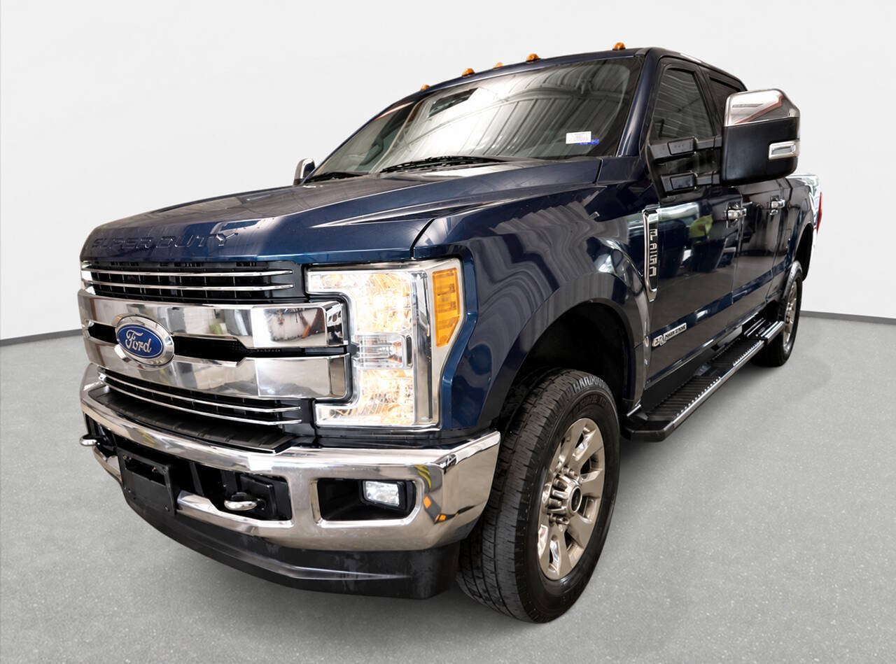 Used 2017 Ford F250 Lariat w/ Lariat Ultimate Package AWD/4WD image 1