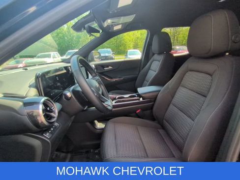 Certified 2025 Chevrolet Equinox LT w/ Safety and Technology Package AWD/4WD image 20