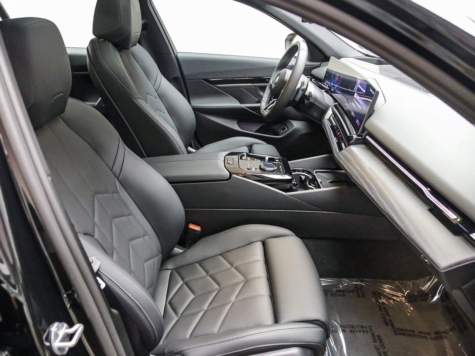 Used 2026 BMW 530i w/ M Sport Package RWD image 17