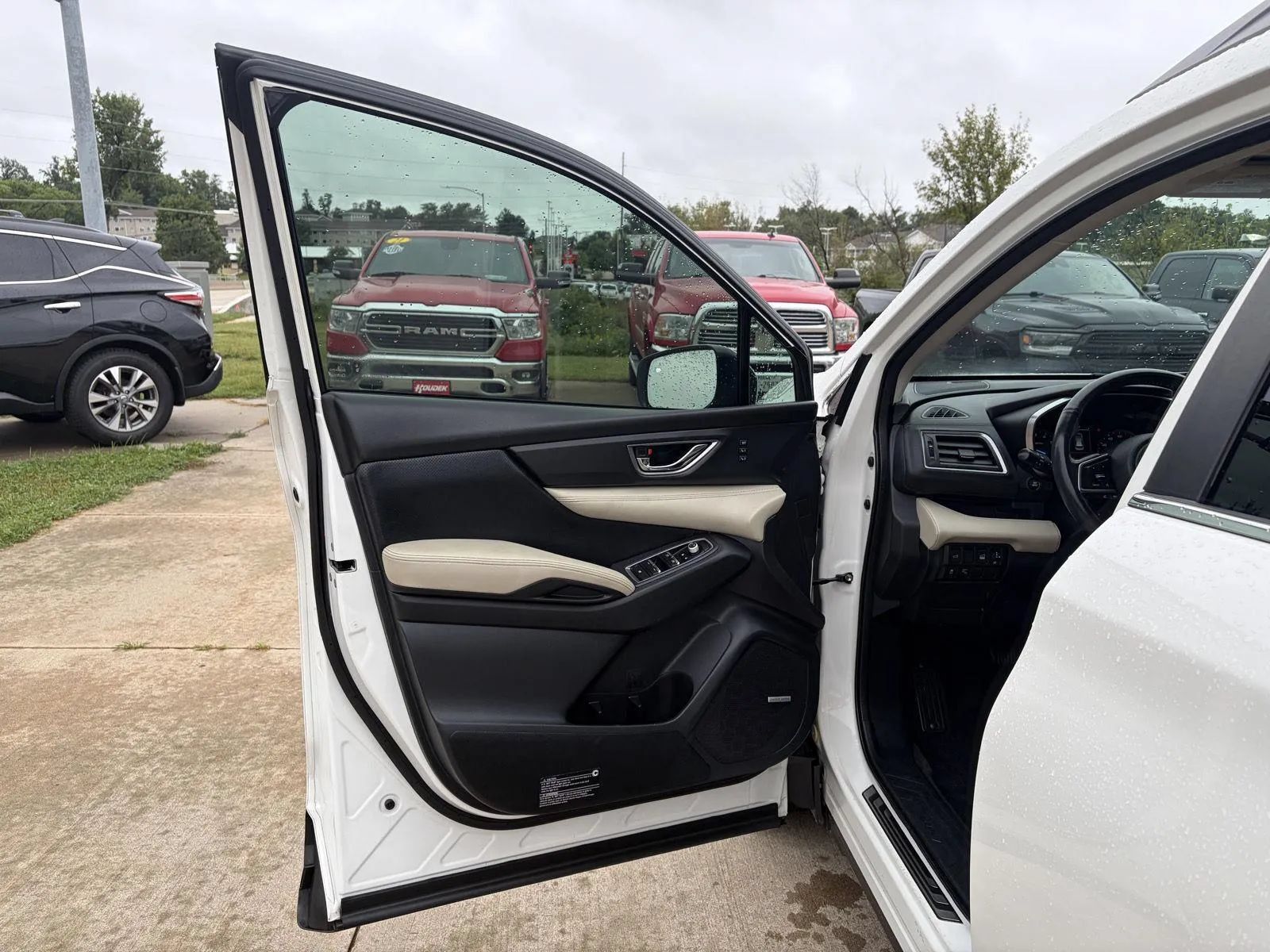 Used 2019 Subaru Ascent Limited w/ Popular Package #3 AWD/4WD image 10