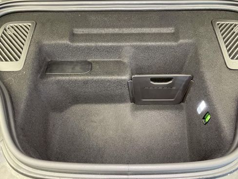 Used 2025 Porsche Macan 4 Electric image 24