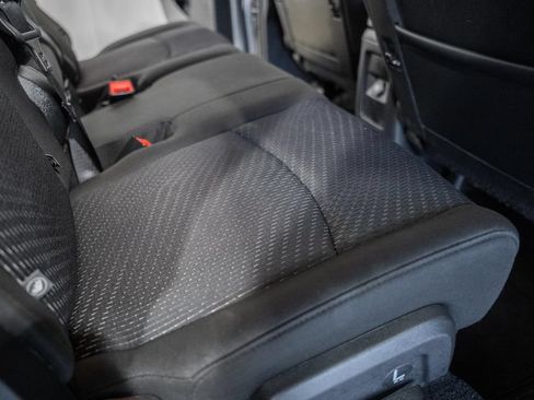 Used 2019 Dodge Journey SE w/ Premium Group FWD image 27