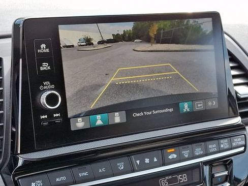 Used 2025 Honda Odyssey Elite image 4