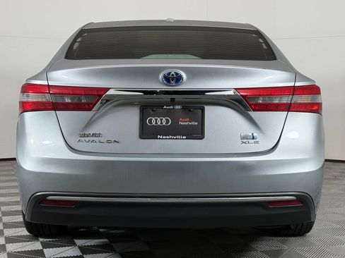 Used 2016 Toyota Avalon XLE Premium image 9