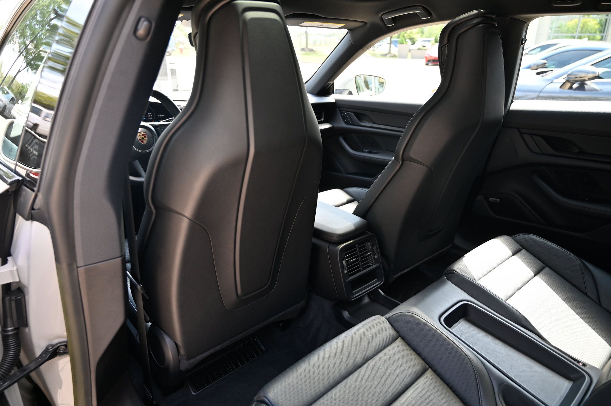 Used 2023 Porsche Taycan 4S AWD/4WD image 35