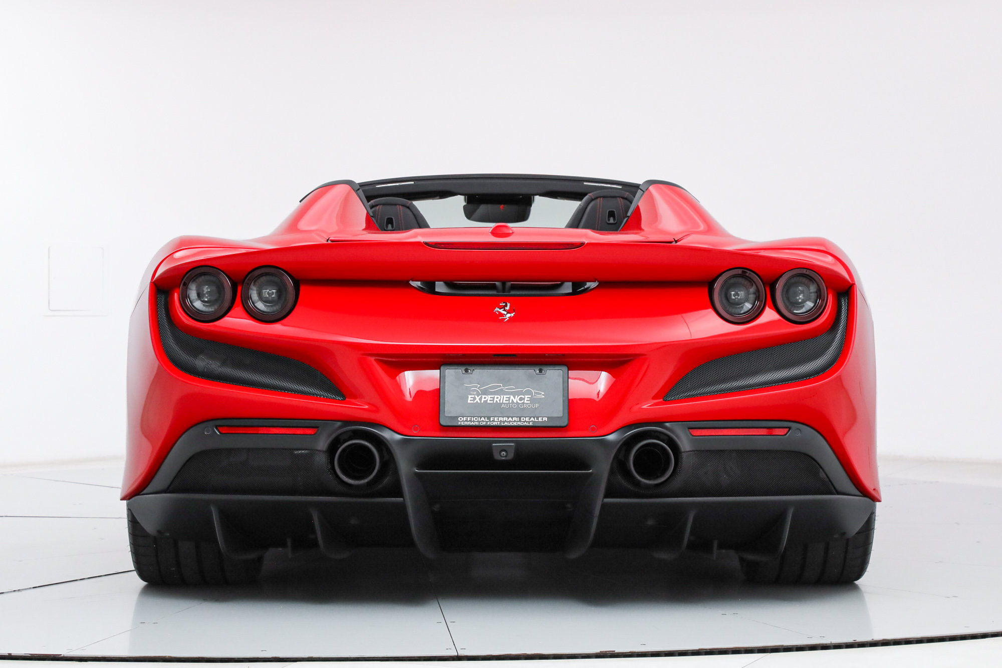 Certified 2023 Ferrari F8 Tributo RWD image 9