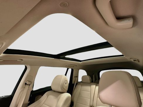 Certified 2022 Mercedes-Benz GLS 450 4MATIC image 22