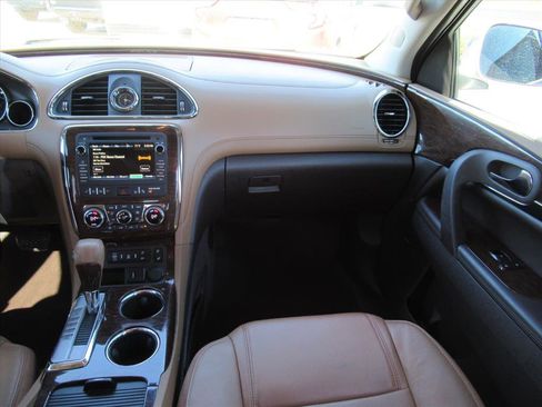 Used 2017 Buick Enclave Premium image 12