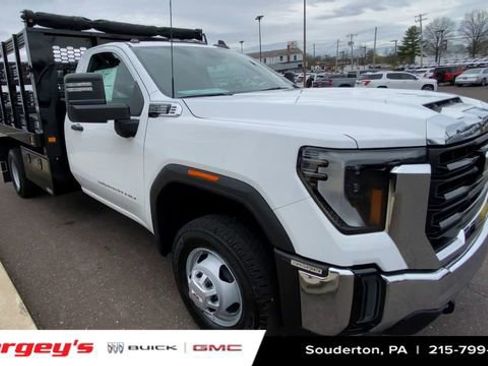 New 2026 GMC Sierra 3500 Pro w/ Convenience Package image 2