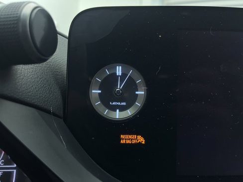 Used 2022 Lexus ES 300h w/ Premium Package image 5