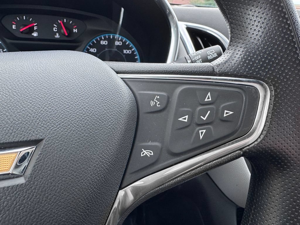 Used 2020 Chevrolet Equinox LS AWD/4WD image 27