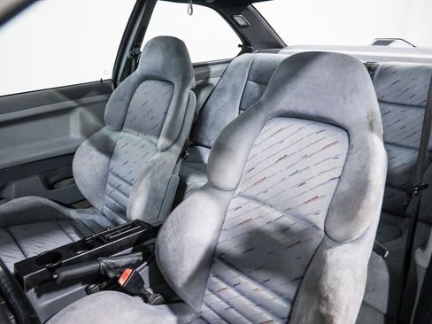 Used 1995 BMW M3 Coupe image 32