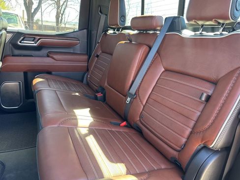 Used 2023 GMC Sierra 1500 Denali Ultimate image 7