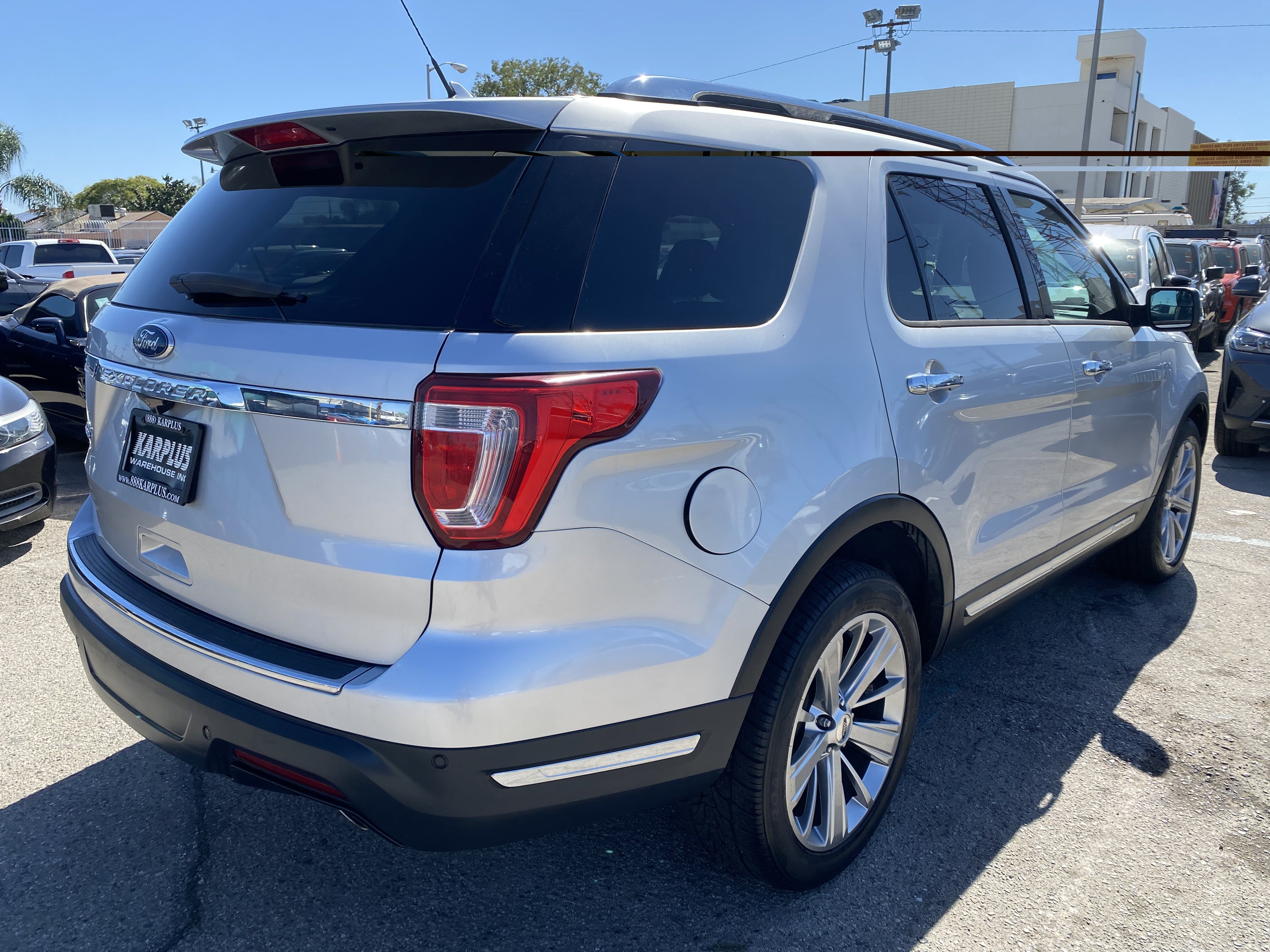 Used 2018 Ford Explorer Limited FWD image 11