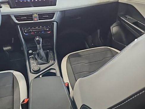 New 2026 Volkswagen Taos SE AWD/4WD image 23