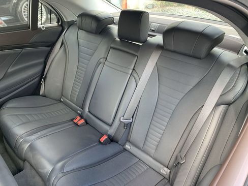 Certified 2020 Mercedes-Benz S 560 4MATIC Sedan image 11