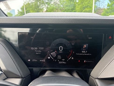 Used 2025 GMC Yukon XL Denali image 25