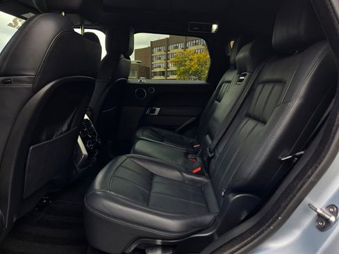 Used 2022 Land Rover Range Rover Sport HSE Silver Edition image 33
