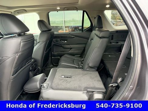 Certified 2025 Honda Pilot Elite image 29