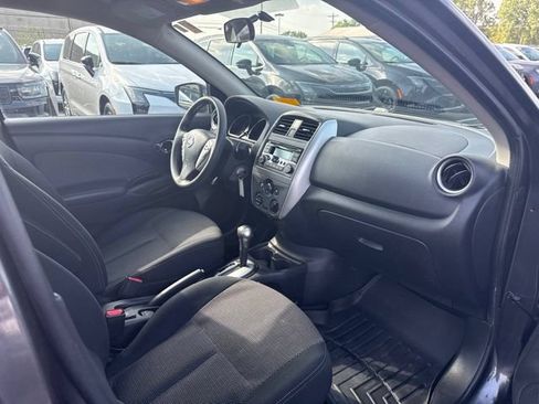 Used 2015 Nissan Versa SV FWD image 24