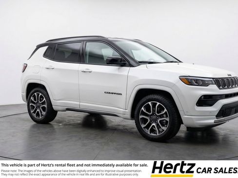 Used 2025 Jeep Compass Trailhawk AWD/4WD image 1