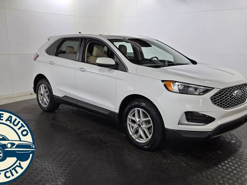 Used 2023 Ford Edge SEL image 1