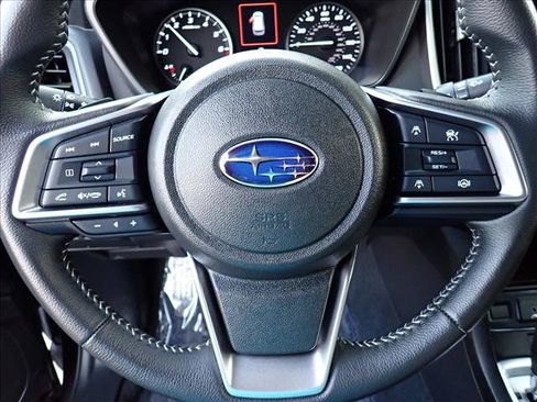 Certified 2025 Subaru Ascent Premium AWD/4WD image 17