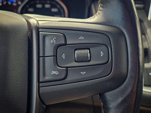 Used 2021 GMC Yukon XL AT4 w/ AT4 Premium Plus Package AWD/4WD image 24