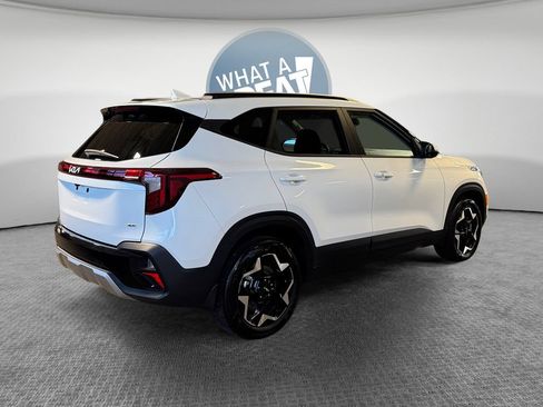 Certified 2025 Kia Seltos S AWD/4WD image 3