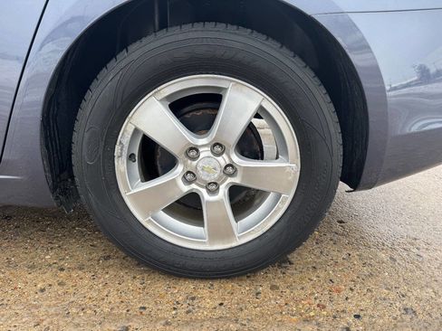 Used 2013 Chevrolet Cruze LT w/ Technology Package image 9